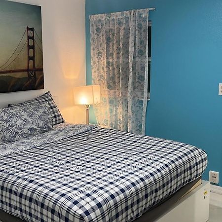 Villa Beautiful, Fully Furnished 4Bed 2Bath House - 5 Minute Walk To Miracle Mile Downtown Coral Gables à Miami Extérieur photo