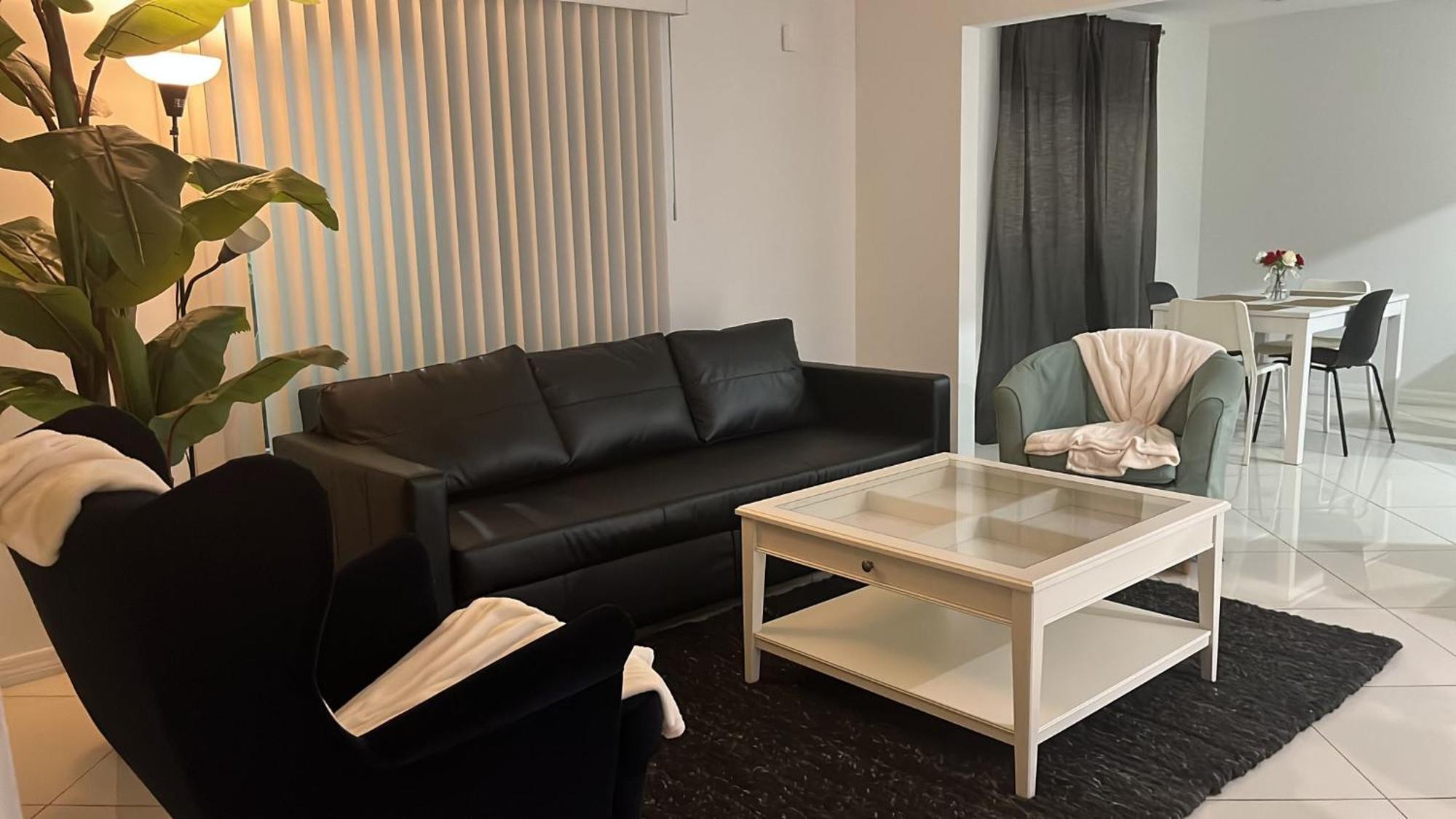 Villa Beautiful, Fully Furnished 4Bed 2Bath House - 5 Minute Walk To Miracle Mile Downtown Coral Gables à Miami Extérieur photo